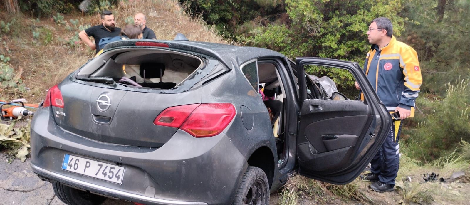 Tır çarptığı otomobili metrelerce sürükledi: 3 ölü, 2 yaralı - Asayiş - Denizli Haber - Denizliekspres