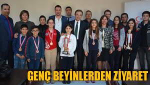 GENÇ BEYİNLERDEN ZİYARET