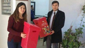 Okullara atık pil kutusu dağıtıldı