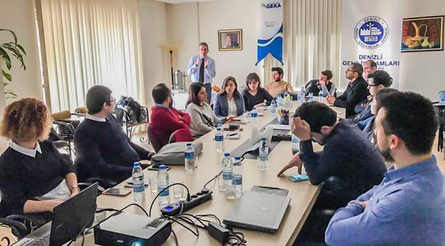 Yeni fırsatlar eğitimi verildi