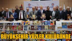 BÜYÜKŞEHİR YÜZLER KULÜBÜNDE