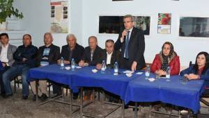 Belediye hizmetlerini anlattı