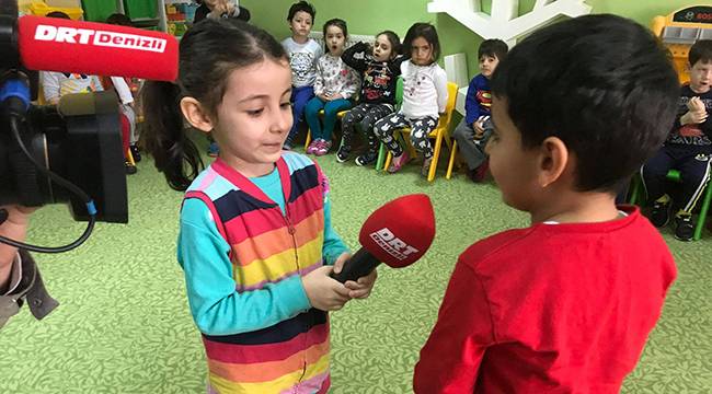 Minikler kamerayı çok sevdi