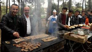 ÜLKÜCÜLERDEN BAHAR PİKNİĞİ