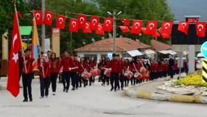 ÇAMELİ’DE COŞKULU KUTLAMA
