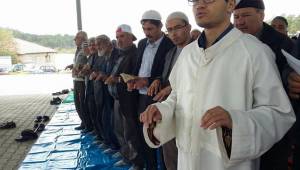 Dua bitmeden yağmur başladı