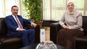 Ramazanoğlu’ndan Rektör Bağ’a Ziyaret