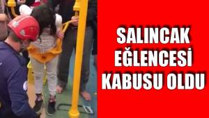 Salıncağa sıkışan çocuğu itfaiye kurtardı