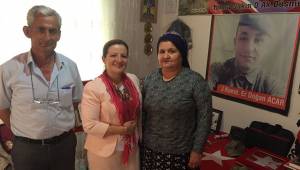 ‘Saygıyla eğiliyoruz’