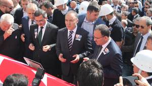 ŞEHİTLER SON YOLCULUKLARINA UĞURLANDI