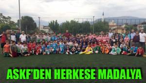 ASKF’DEN HERKESE MADALYA