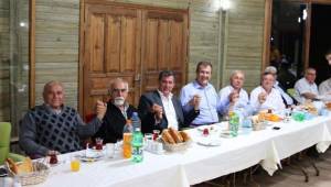 BİRLİK VE BERABERLİK SİMGESİ OLDULAR