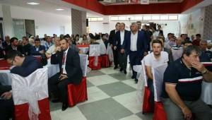 MHP KONGRESİNE AKP DAMGASI