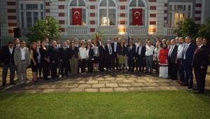 TÜRK İHRACATÇILAR BÜKREŞ’E ÇIKARMA YAPTI
