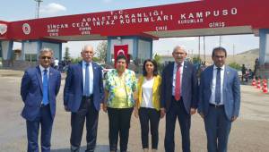 ADALET İÇİN TAHLİYE VE İŞE İADE İSTİYORUZ