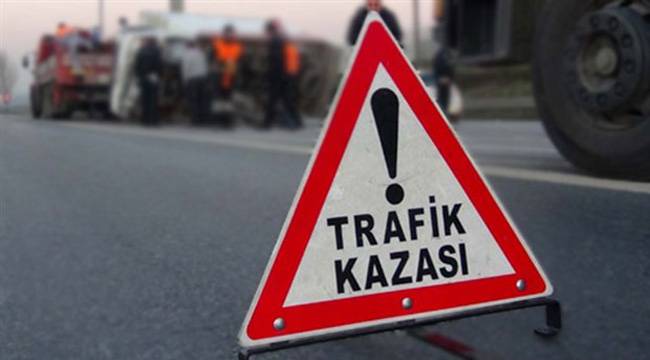 ÇARDAK’TA KAZA: 2 ÖLÜ