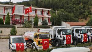 HONAZ BELEDİYESİNE 5 YENİ ARAÇ