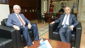VALİ KARAHAN’DAN BORSAYA İADE-İ ZİYARET