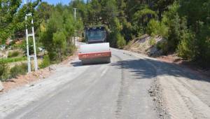 YOLLAR DÜZELTİLİYOR