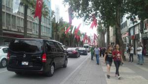 YOLLAR KAPANDI TRAFİK FELÇ