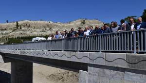 ZEYBEKCİ O YOLU İNCELEDİ