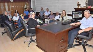 AK PARTİ İLÇE YÖNETİMİNDEN ZİYARET