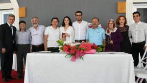 NİKAHLARINI BAŞKAN KIYDI