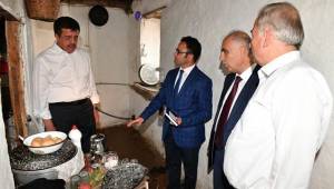 SEL MAĞDURU AİLE YENİ EVİNDE