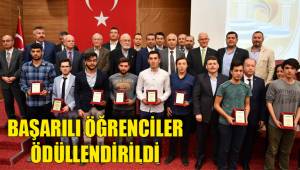 BAŞARILI ÖĞRENCİLER ÖDÜLLENDİRİLDİ