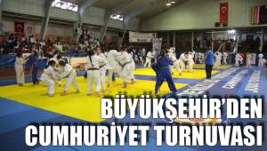 BÜYÜKŞEHİR’DEN CUMHURİYET TURNUVASI