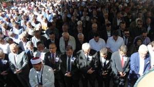 KAYHAN TOPRAĞA VERİLDİ