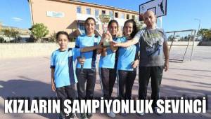 KIZLARIN ŞAMPİYONLUK SEVİNCİ