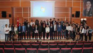 MEZUNLARDAN KONFERANS