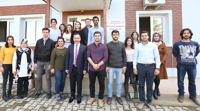 REKTÖRDEN ÖĞRENCİ KONSEYİNE ZİYARET