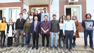 REKTÖRDEN ÖĞRENCİ KONSEYİNE ZİYARET