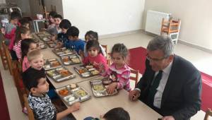 ŞEVKAN'DAN MİNİKLERE ZİYARET