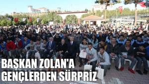 ZOLAN'A GENÇLERDEN SÜRPRİZ HEDİYE
