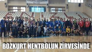 BOZKURT HENTBOLUN ZİRVESİNDE