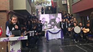 GENÇLER ATALARINI ANDI