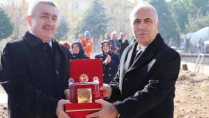 HAYIRSEVER İŞADAMINDAN EĞİTİME DESTEK