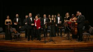 AKADEMİSYENLERDEN KONSER