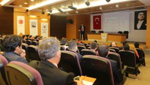 İHRACATTA E-DÖNÜŞÜM ANLATILDI