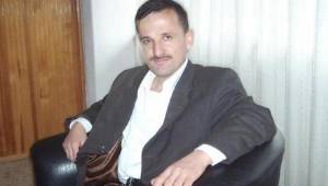 KELEPÇELEYİP DÖVDÜLER