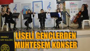 LİSELİ GENÇLERDEN MUHTEŞEM KONSER