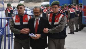 FETÖ davasında 6 tahliye