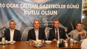 GÜRLESİN’DEN GAZETECİLERE SÜRPRİZ