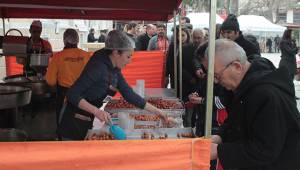 AFRİN’E 20 BİN EKMEK