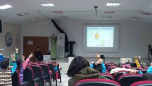 ÖĞRENCİLERE SAĞLIKLI BESLENME SEMİNERİ VERİLDİ