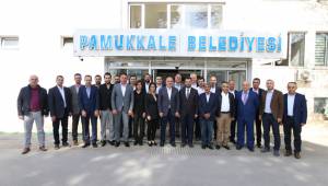 AK PARTİ İLÇE YÖNETİMİNDEN BAŞKAN GÜRLESİN’E ZİYARET