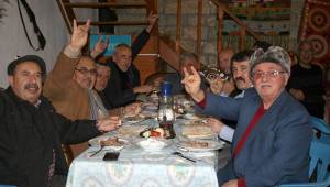 AK SAÇLILAR ‘İYİ OLACAK’ DİYOR